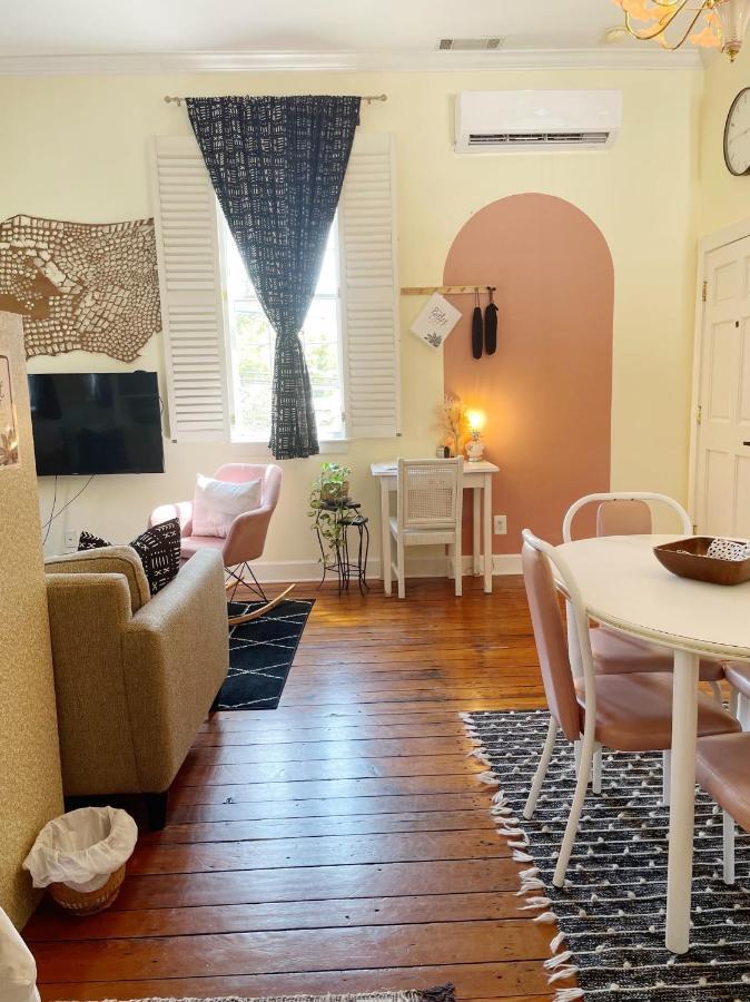 Charming 1885 Parlor Loft Downtown Savannah Stay Eksteriør bilde